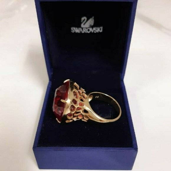 Swarovski Large Red Champagne Ring - Picture 3 of 3